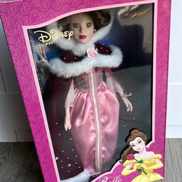 Disney Toys Disney Princess Belle Porcelain Keepsake Doll Avon